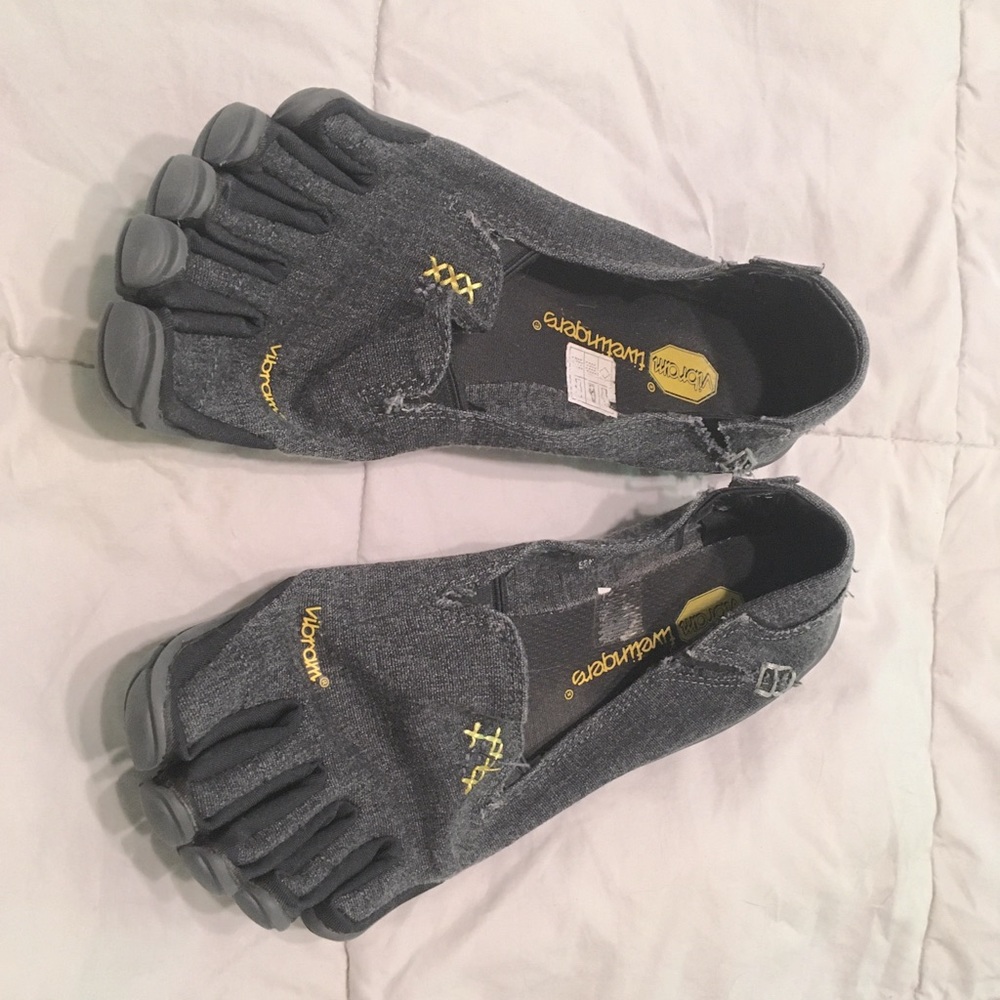 Vibram Five Fingers CVT-Hemp casual slip on shoes